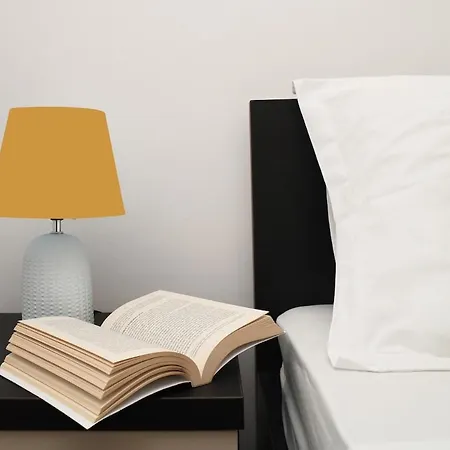 Daire Petra Cozy Retreat - Charming For 4 *